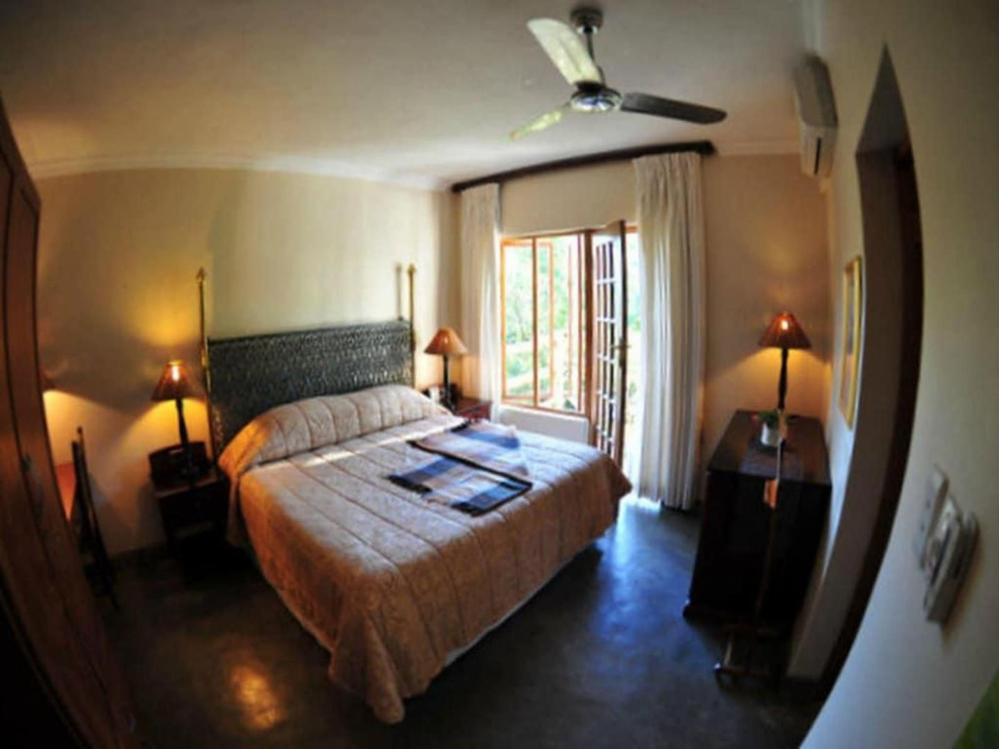 Utopia In Africa Guest Villa, Twin room, Bedroom