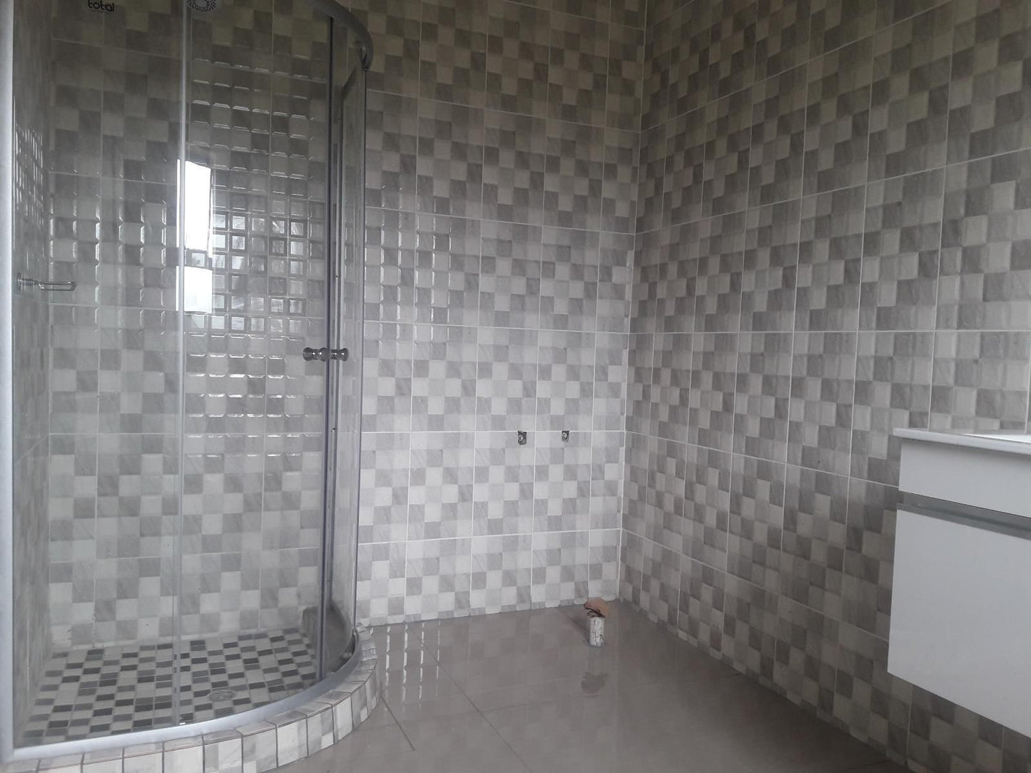 Vakhusi Guesthouse, Executive Room, Colorless, Mosaic, Art, Bathroom, Symmetry