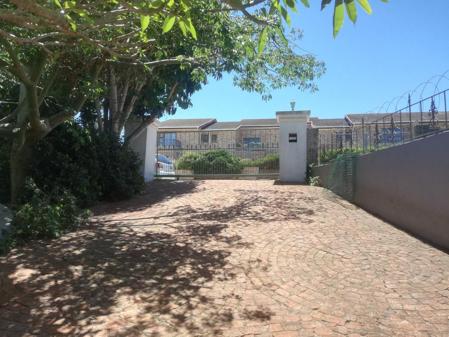 Valley Guest House St Georges Park Port Elizabeth Eastern Cape South Africa House, Building, Architecture, Palm Tree, Plant, Nature, Wood, Garden