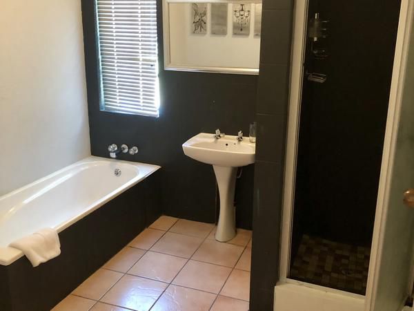 Valverde Eco Hotel Elandsdrift Gauteng South Africa Bathroom