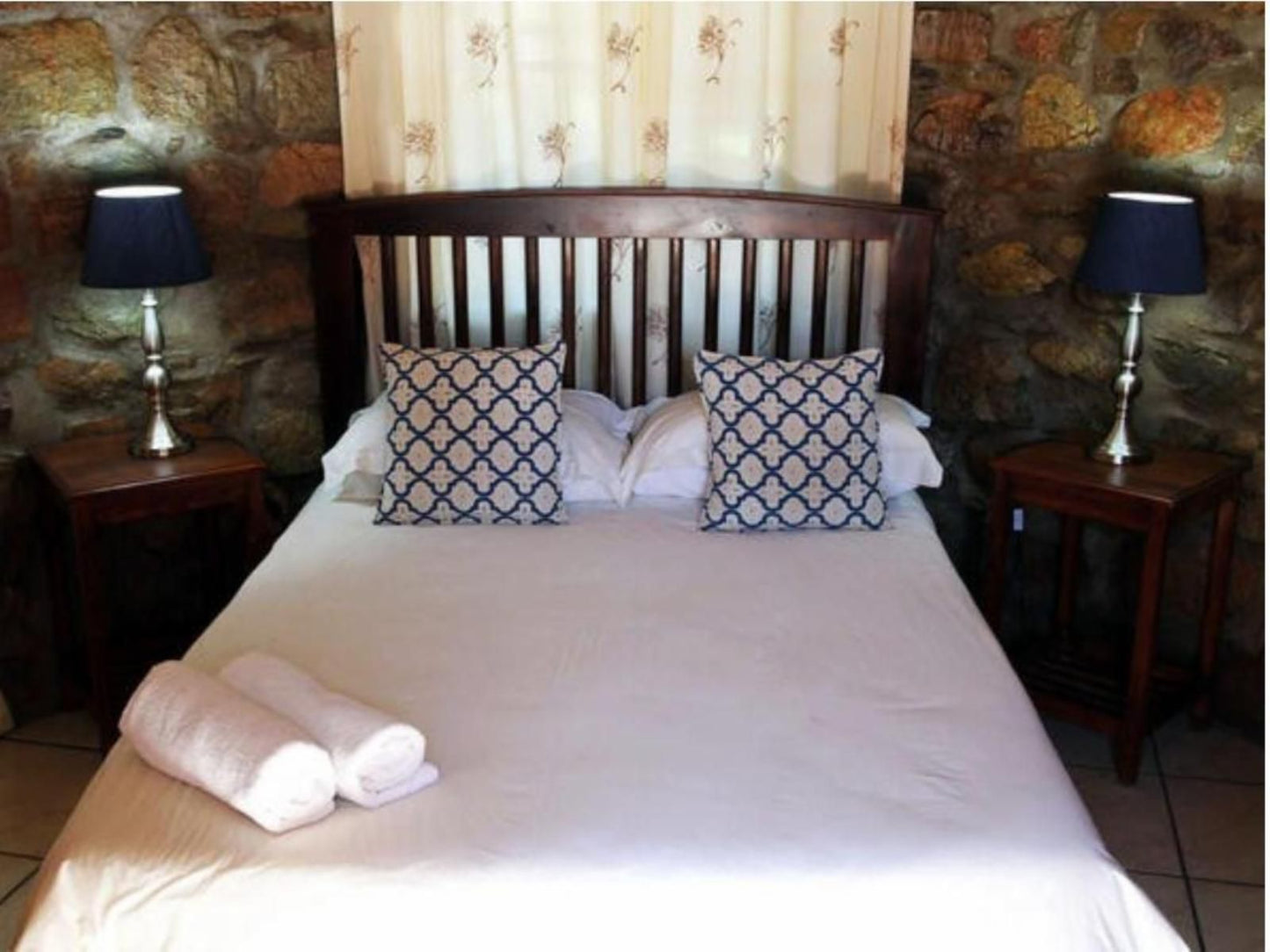 Van Zylsvlei B&B, Triple Room (3 Single Beds) ROOM ONLY, Bedroom