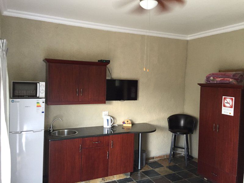 Vetashe Guest House Standerton Mpumalanga South Africa Kitchen