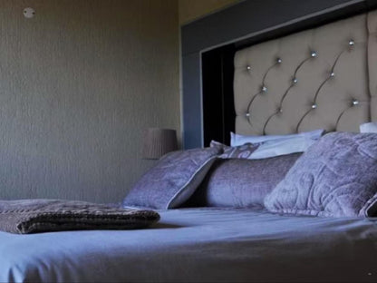 En-suite double room @ Vhafamadi Bed And Breakfast