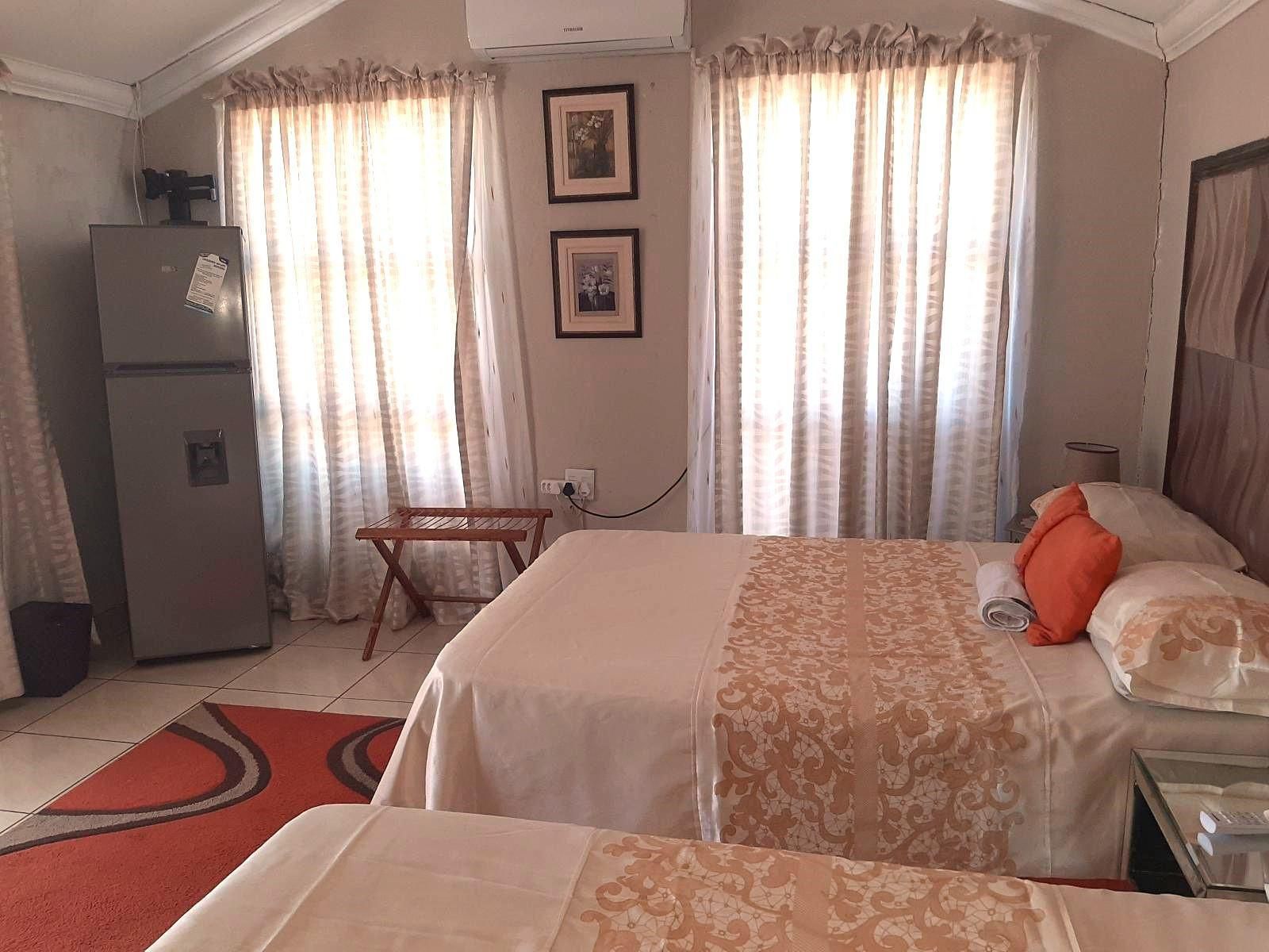 Vicky B Bed And Breakfast Mogwase Unit 4 Mogwase North West Province South Africa Bedroom