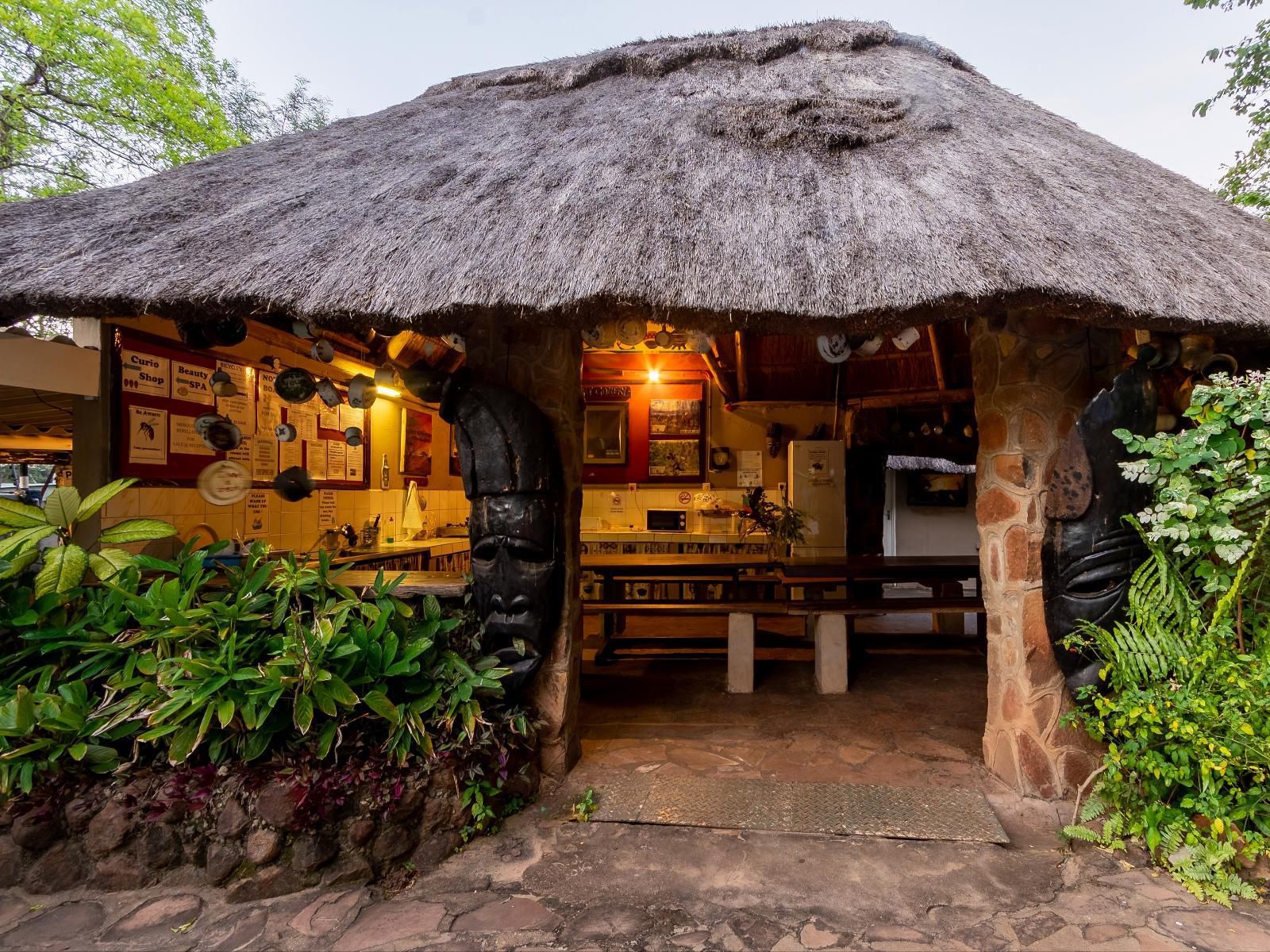 Victoria Falls Backpackers Lodge