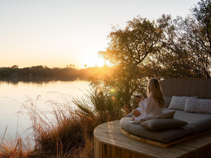 Victoria Falls River Lodge, Person