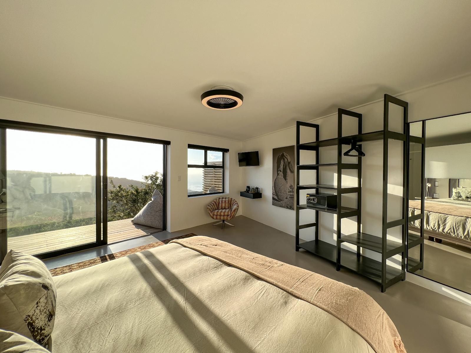 Views Over Wilderness, Premier King Room 7 - Sea View, Sepia Tones, Bedroom