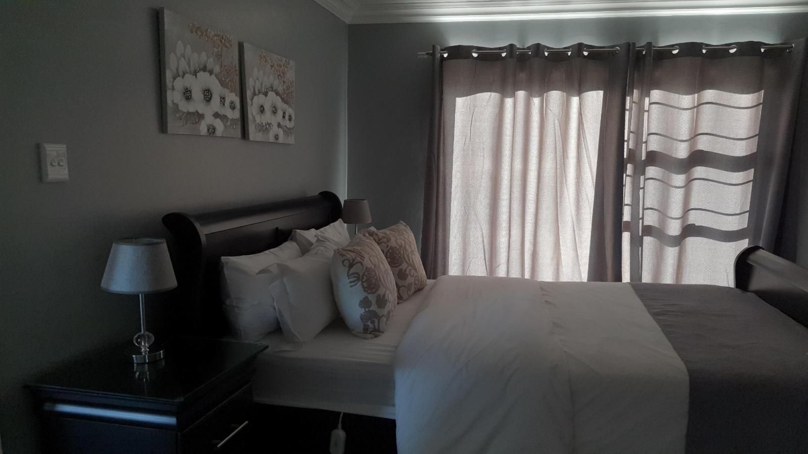 Villa 47 And Flatlet 47 Clarens Free State South Africa Unsaturated, Bedroom