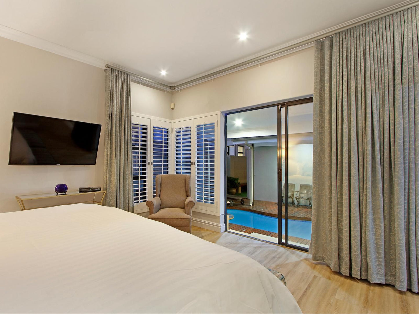 Villa Balmoral 14 By Hostagents West Beach Blouberg Western Cape South Africa Bedroom