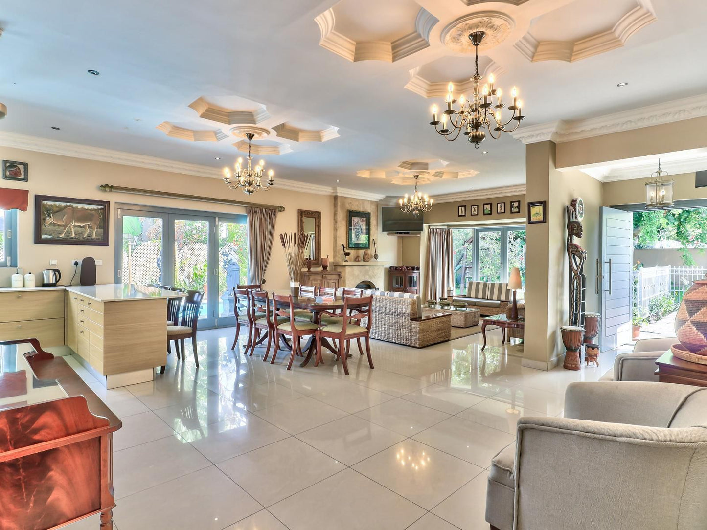 Villa Jesdene, Living Room