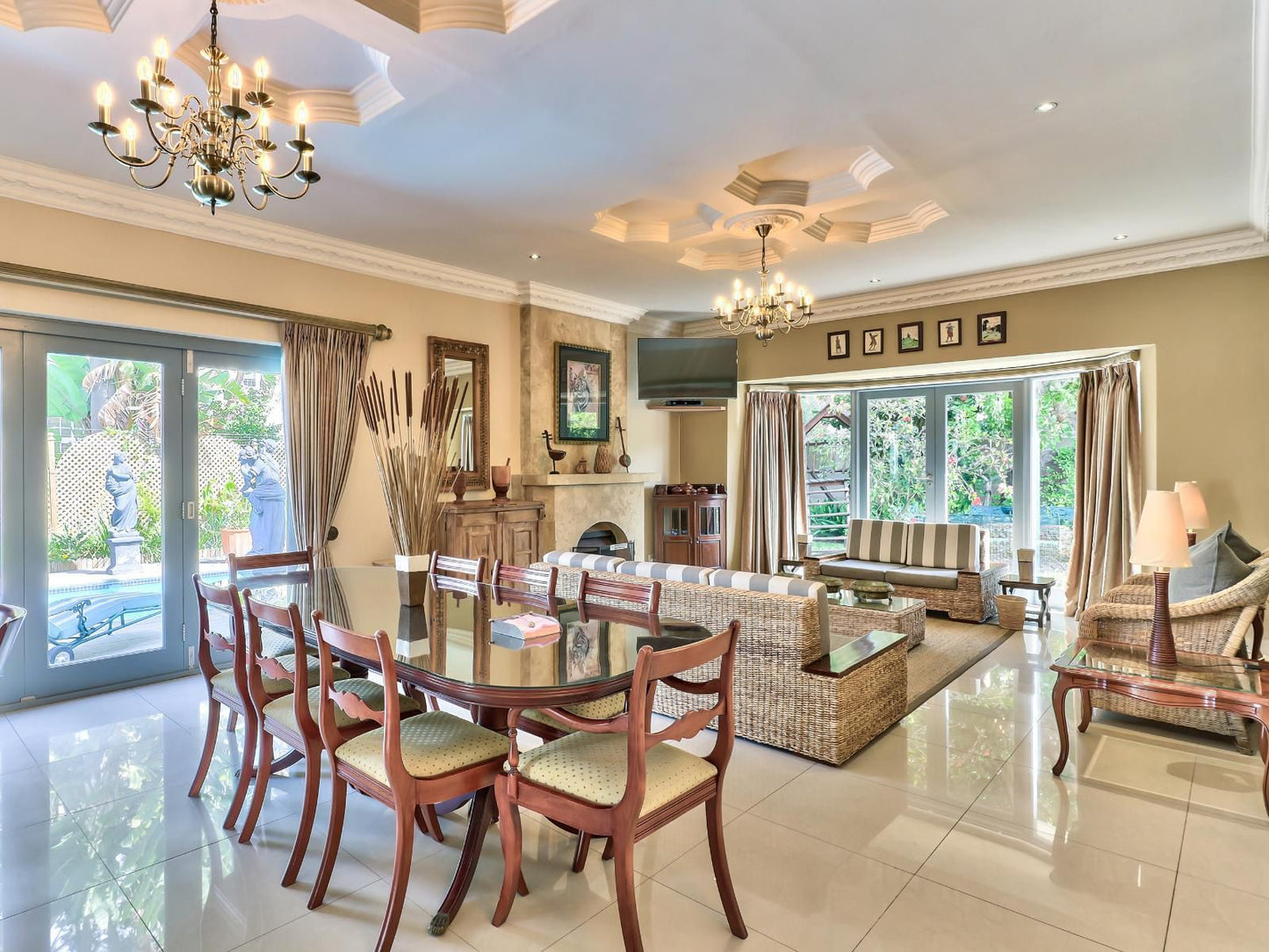 Villa Jesdene, Living Room