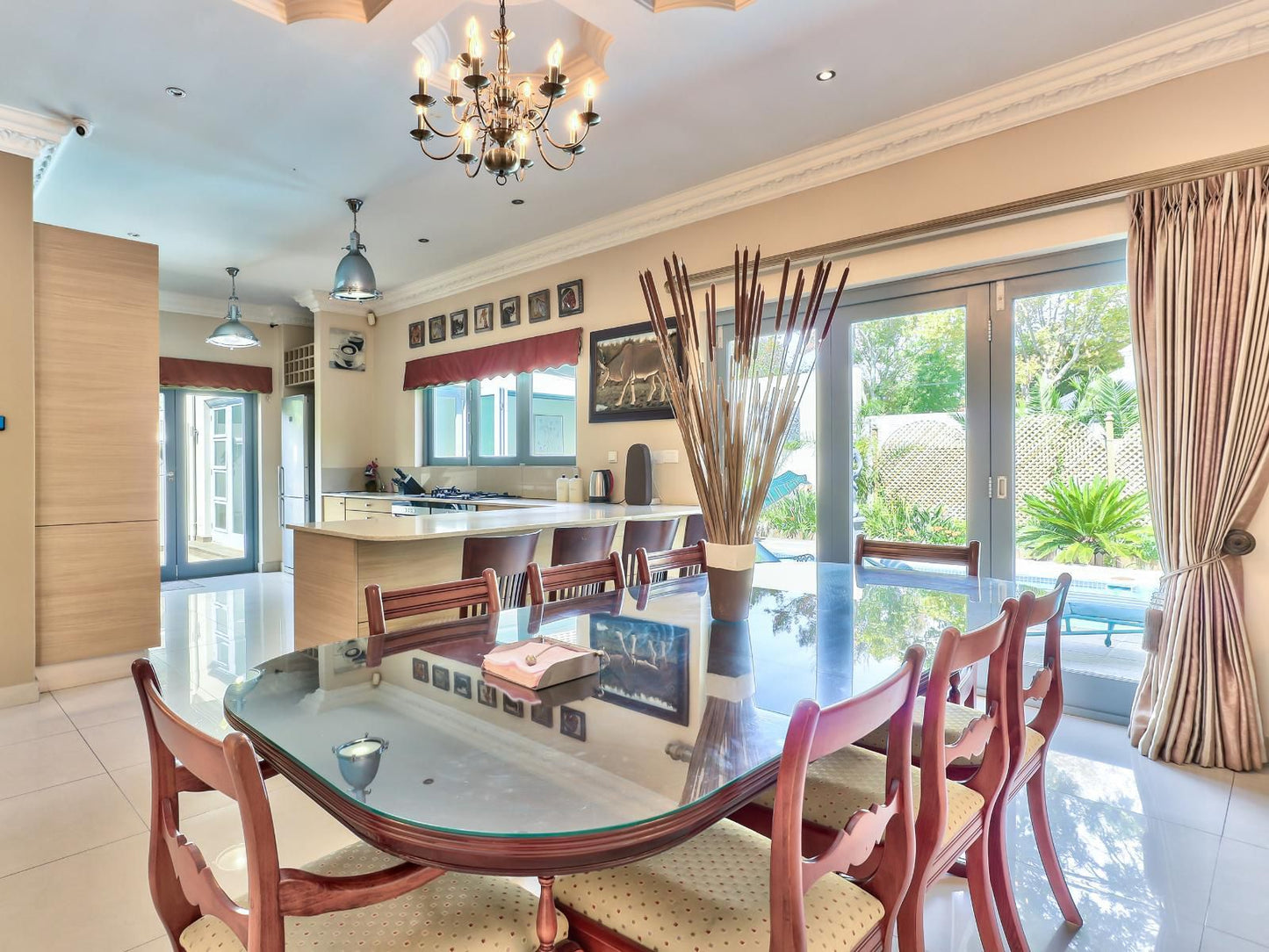 Villa Jesdene, Living Room