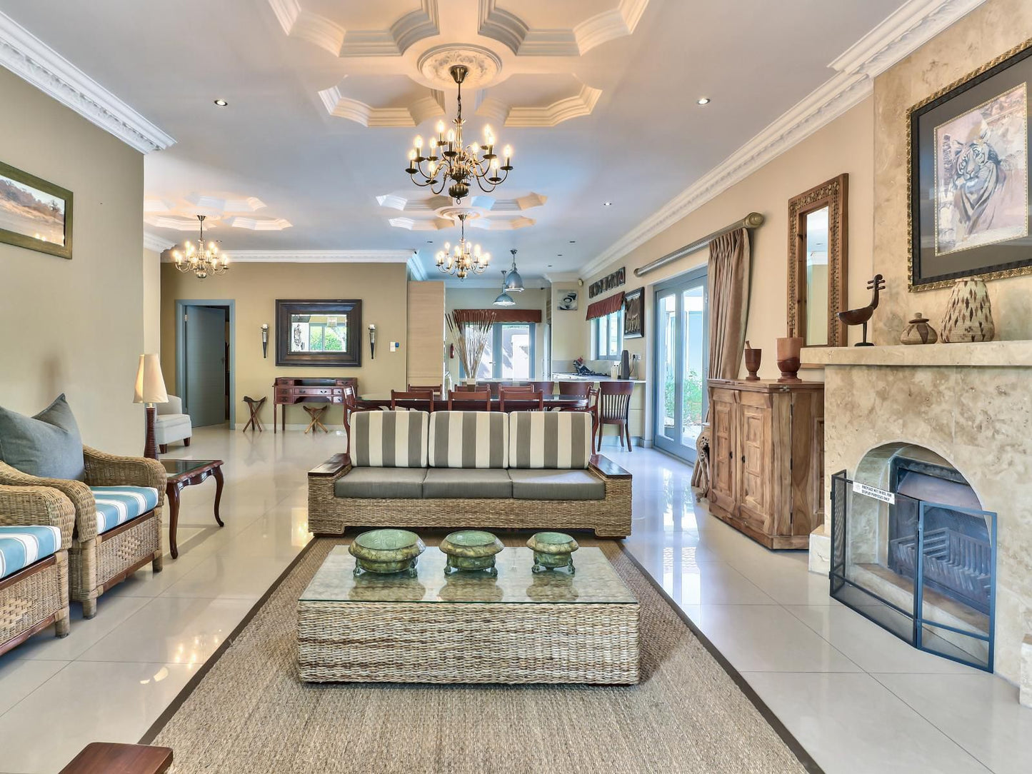 Villa Jesdene, Living Room