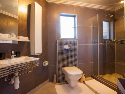 Villa Moyal, One Bedroom Luxury Apartment 11, Bathroom