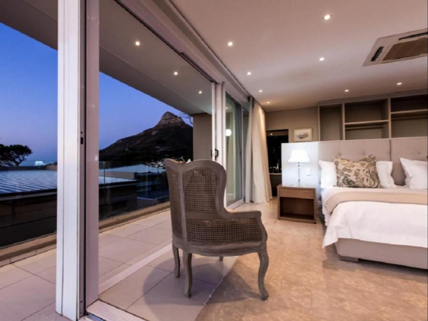 Villa On 1St Crescent Camps Bay Cape Town Western Cape South Africa Bedroom