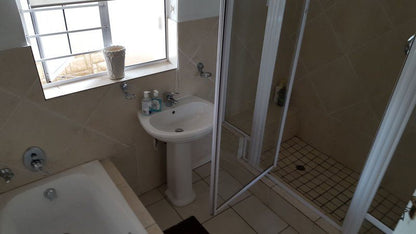 Villa Shells Glenashley Durban Kwazulu Natal South Africa Bathroom
