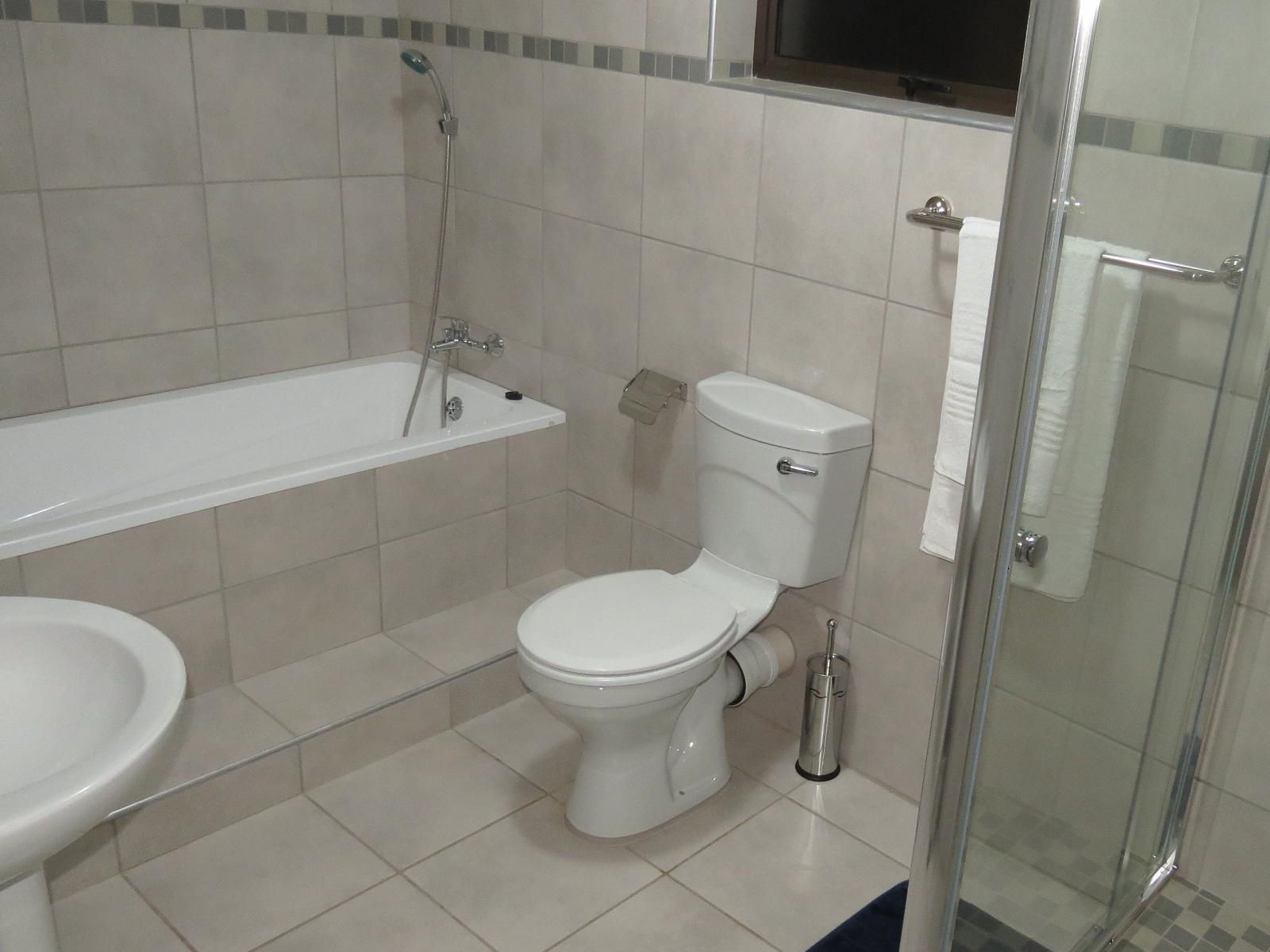 Villa Strada Guesthouse Klerksdorp North West Province South Africa Colorless, Bathroom