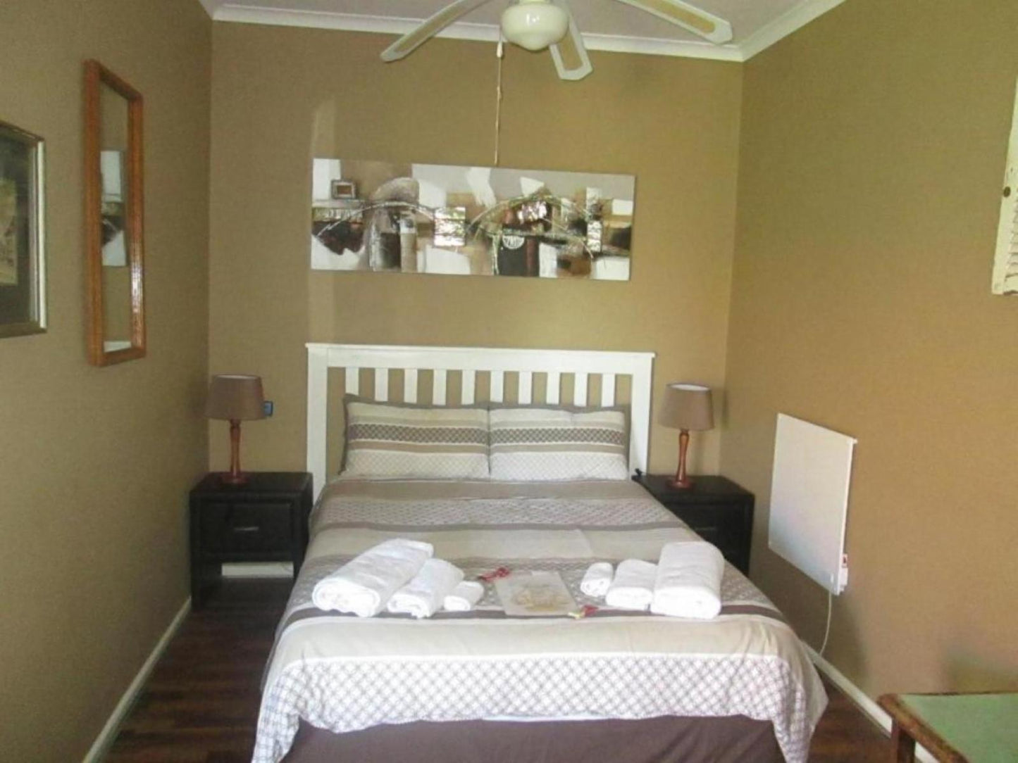 The Cottage - Private entrance - Two Bed @ Villa Helderberg Guest House