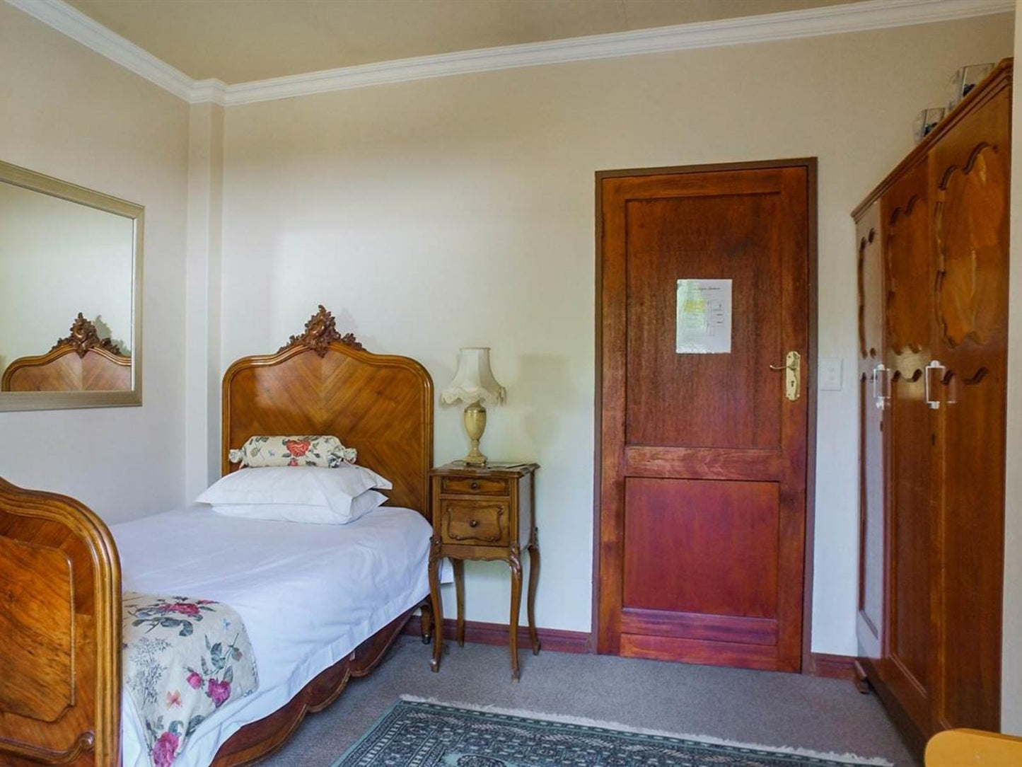 Single Room @ Villa Lugano Guesthouse