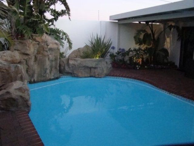 Villa Santa Barbara Bloubergstrand Blouberg Western Cape South Africa Swimming Pool