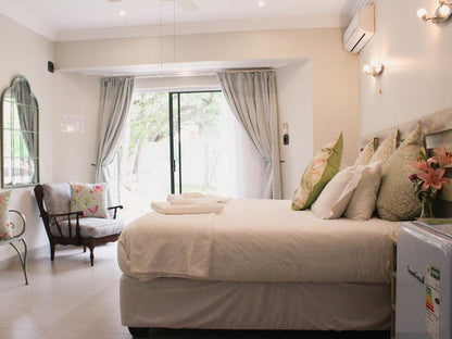 Luxury King Suite 1 @ Vineyard On The Hill Guest House