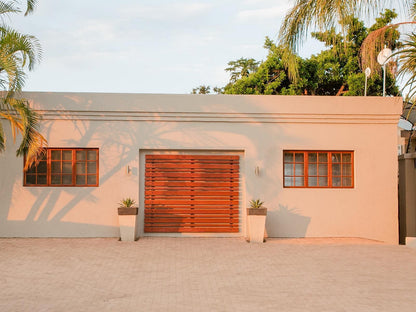 Vinique Guesthouse Steiltes Nelspruit Mpumalanga South Africa House, Building, Architecture, Palm Tree, Plant, Nature, Wood