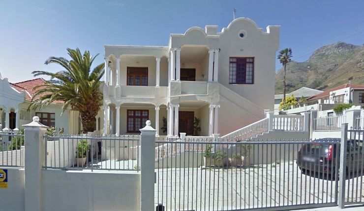 Virginia Cottage Vredehoek Cape Town Western Cape South Africa Building, Architecture, House, Palm Tree, Plant, Nature, Wood, Car, Vehicle