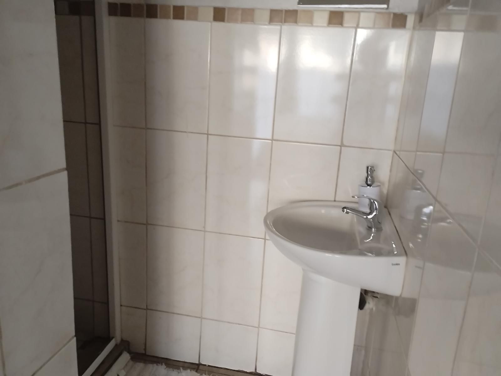 Vision Achievers Reyno Ridge Witbank Emalahleni Mpumalanga South Africa Unsaturated, Bathroom