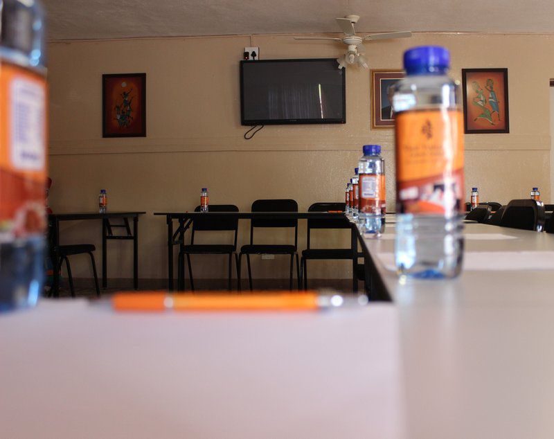 Visit Vakasha Guest Lodge 2 Witbank Emalahleni Mpumalanga South Africa Bottle, Drinking Accessoire, Drink, Seminar Room