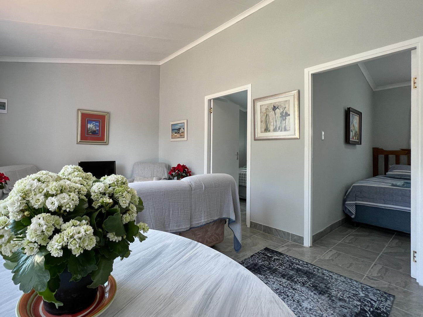 Two-bedroomed Self-Catering Cottage @ Voelroepersfontein