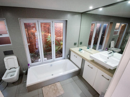 Volonte Guesthouse Brighton Beach Durban Kwazulu Natal South Africa Unsaturated, Bathroom