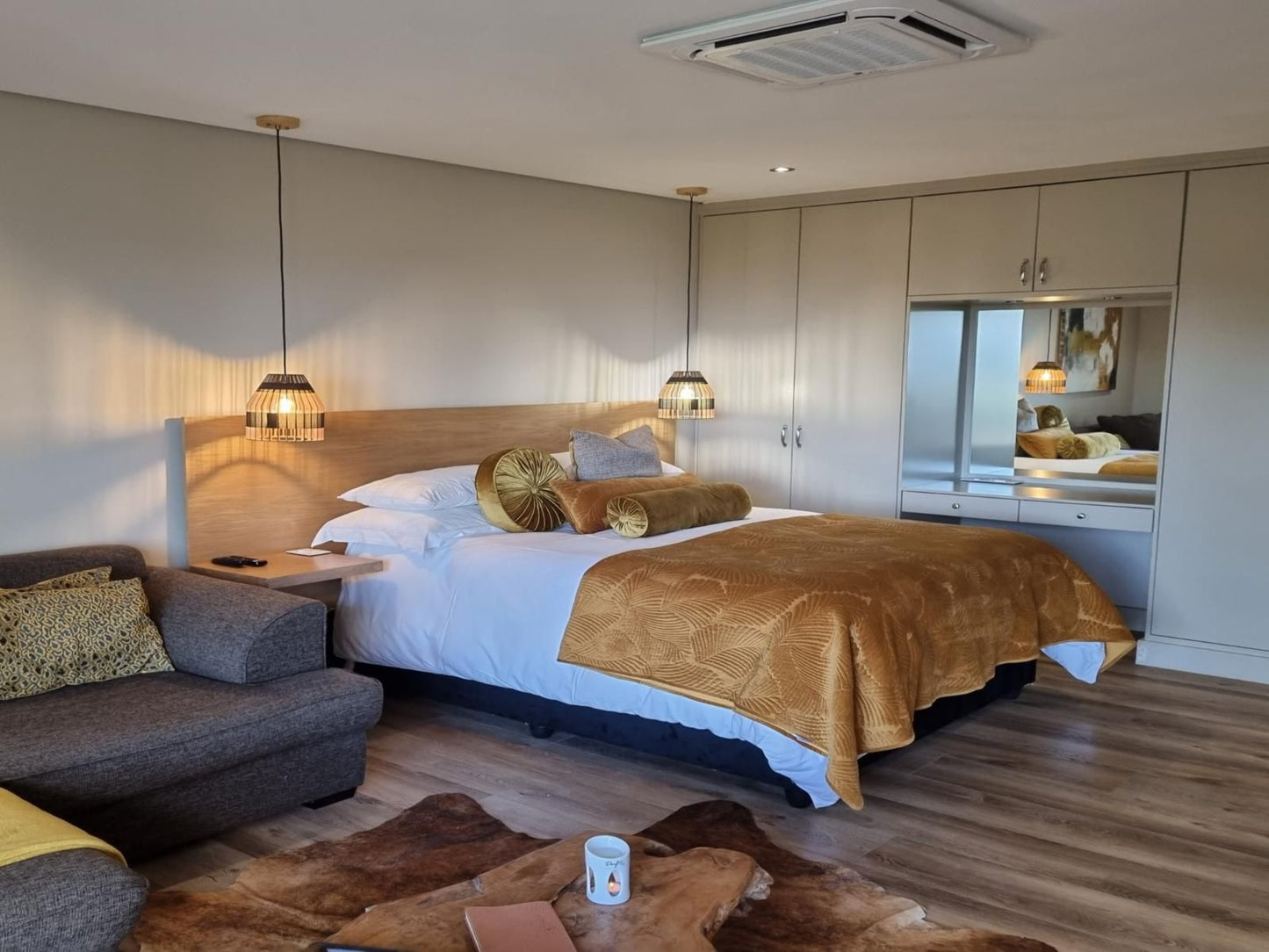 Vrede Self Catering, Queen Studio, Bedroom