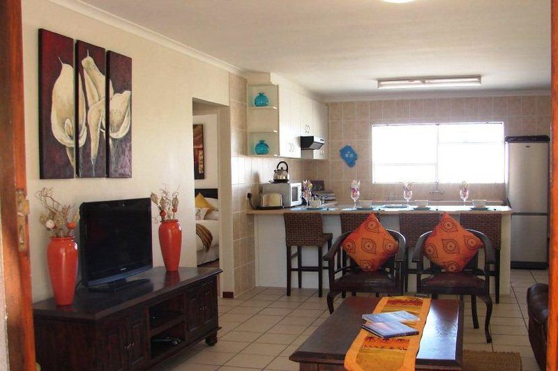 Vredekloof Accommodation Trading As Bb Pty Brackenfell Cape Town Western Cape South Africa Living Room