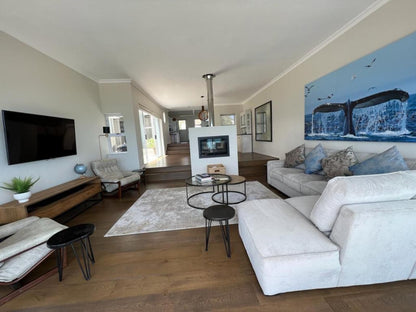 Walker Bay Whale Watching Villa, Living Room