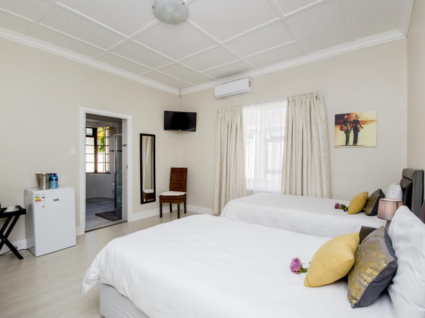 Twin Room 3 Inside @ Walmer Villiers Self Catering