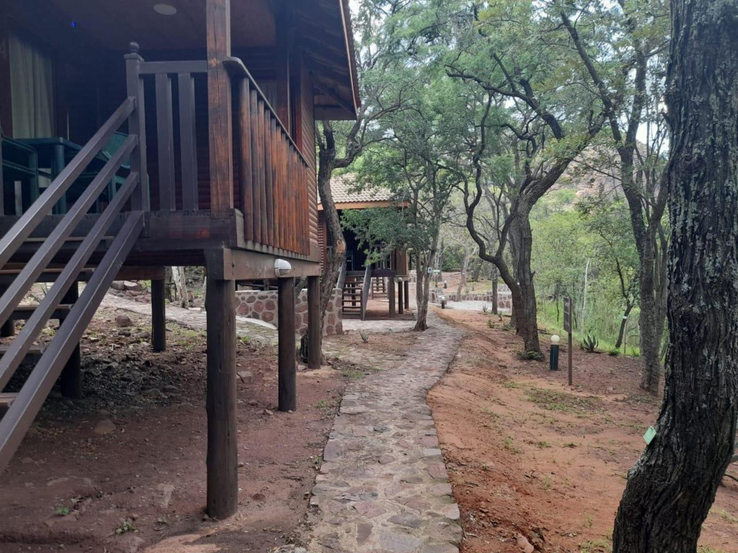 2 sleeper Log Cabins @ Waterfall Safari Lodge