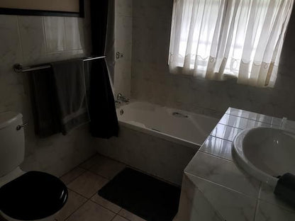 Waterfront Country Lodge And Spa Lochvaal Vanderbijlpark Gauteng South Africa Unsaturated, Bathroom