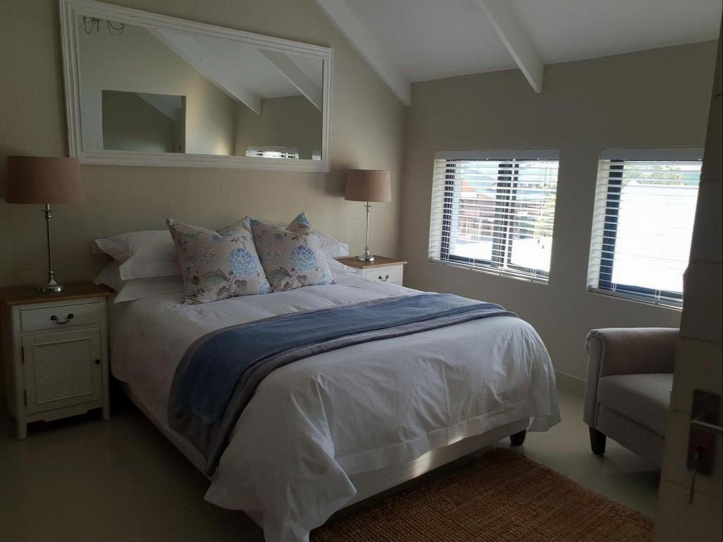 Waterfront Lagoon Terrace Nr 17 Knysna Western Cape South Africa Bedroom