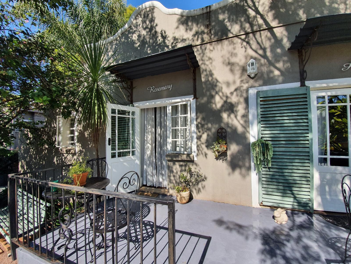 Waterhouse - 230 Bourke, JASMINE, House, Building, Architecture, Palm Tree, Plant, Nature, Wood