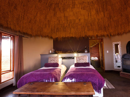 We Kebi Safari Lodge, Twin Room, Bedroom