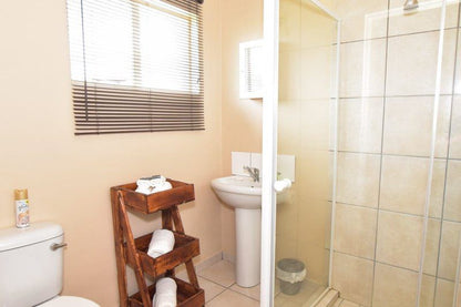 Weavers Nest Wakkerstroom Mpumalanga South Africa Bathroom