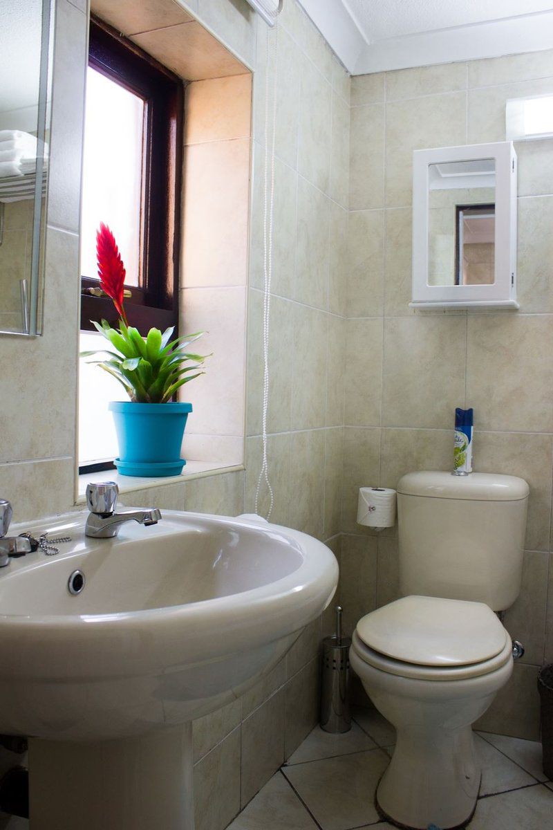 Weaver S Nest Meyersdal Johannesburg Gauteng South Africa Bathroom