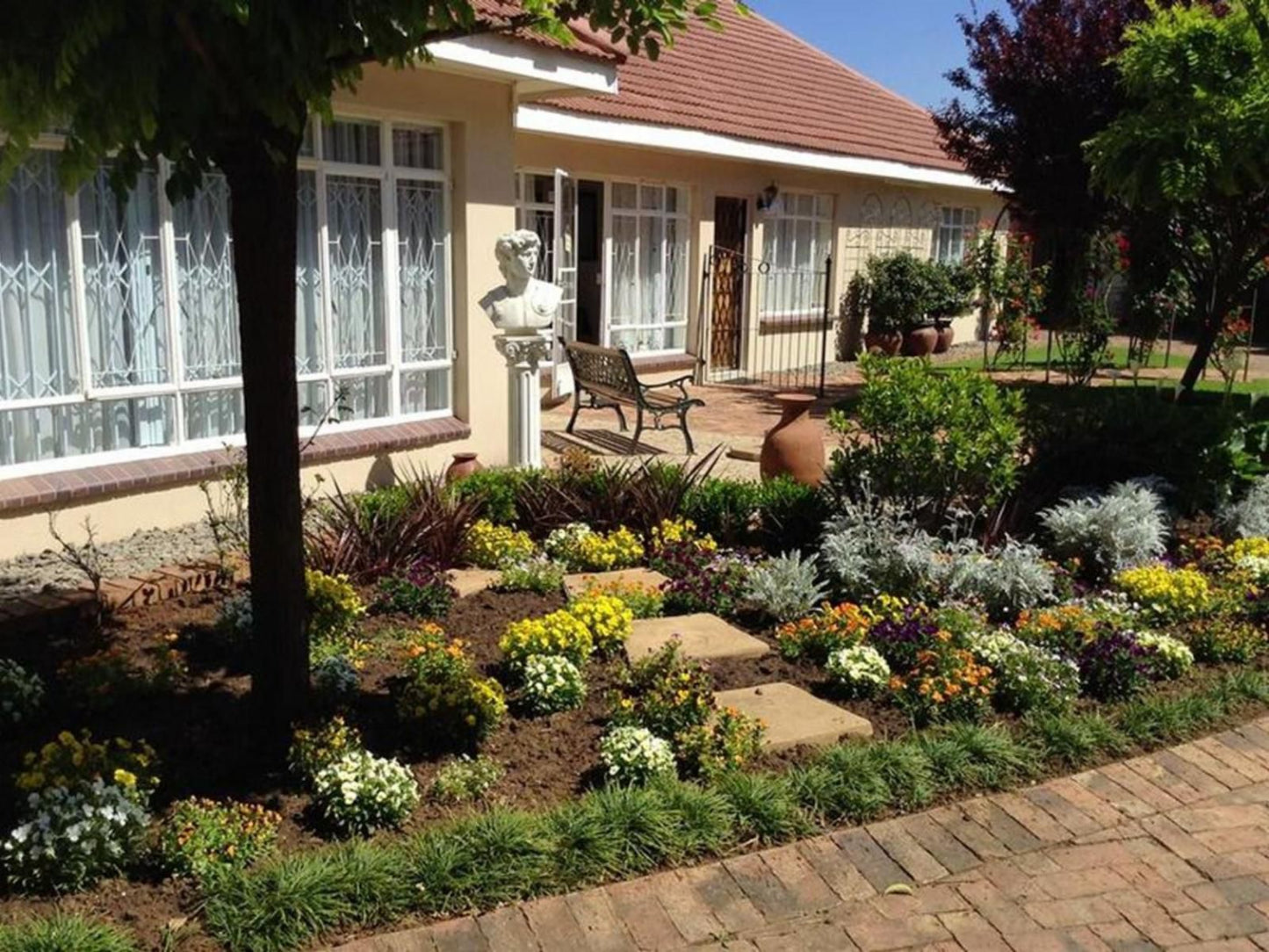 Welcome Guest House Three Rivers Vereeniging Gauteng South Africa House, Building, Architecture, Plant, Nature, Garden