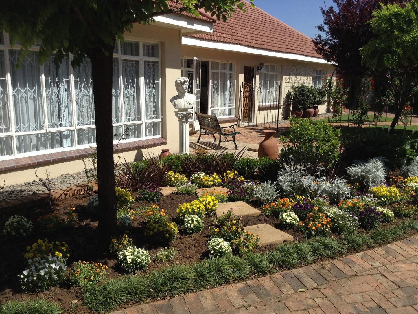 Welcome Guest House Three Rivers Vereeniging Gauteng South Africa House, Building, Architecture, Plant, Nature, Garden