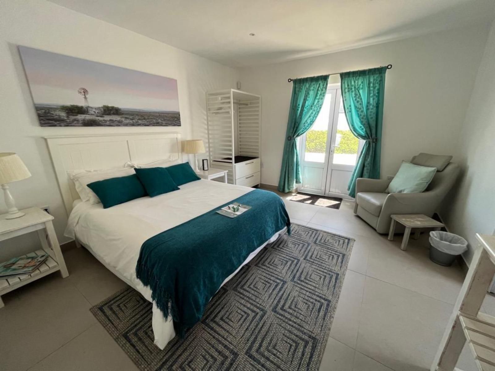 West Coast Shores, Romance Luxury Honeymoon Suite, Bedroom