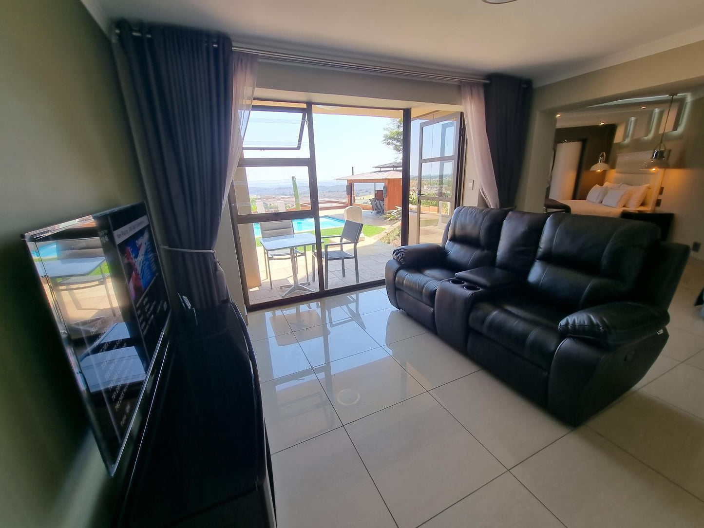 Pool Apartment @ Weston Guest House Krugersdorp