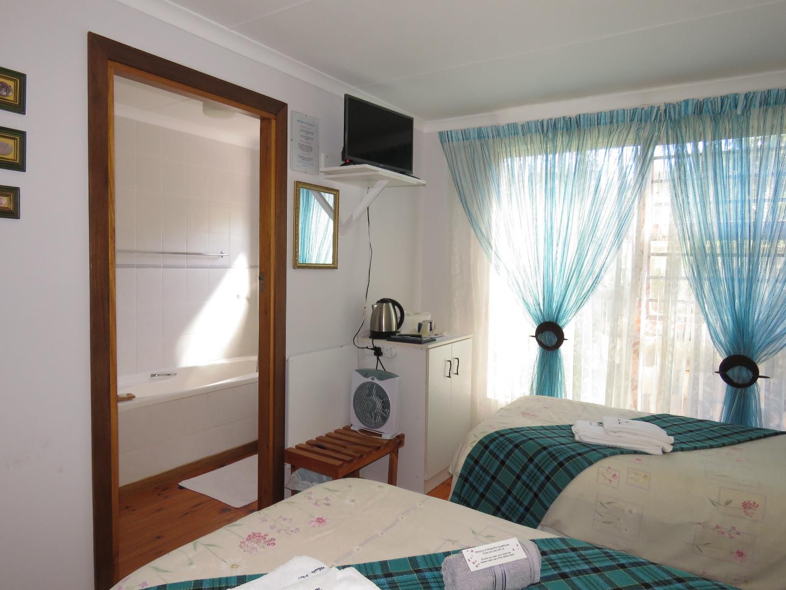 At Whale Phin Guest House Mossel Bay Western Cape South Africa Bedroom