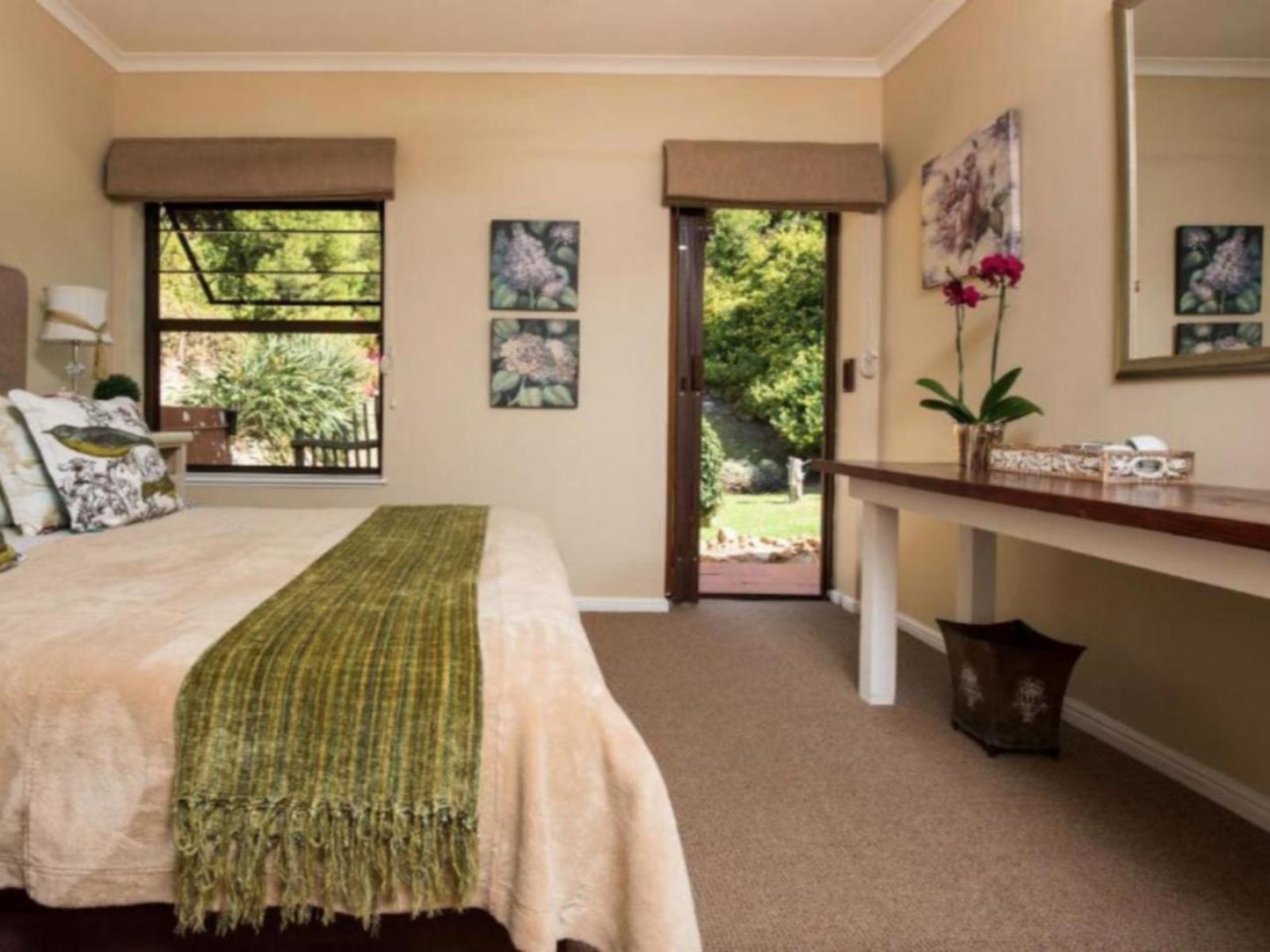 Mountain Facing Double Room @ Whale View Manor Boutique Hotel And Spa