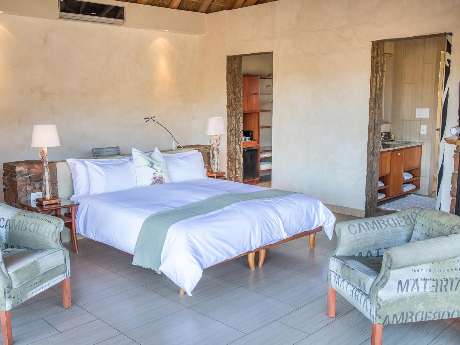 White Lion Lodge On The Sanbona Wildlife Reserve, SUITE, Bedroom