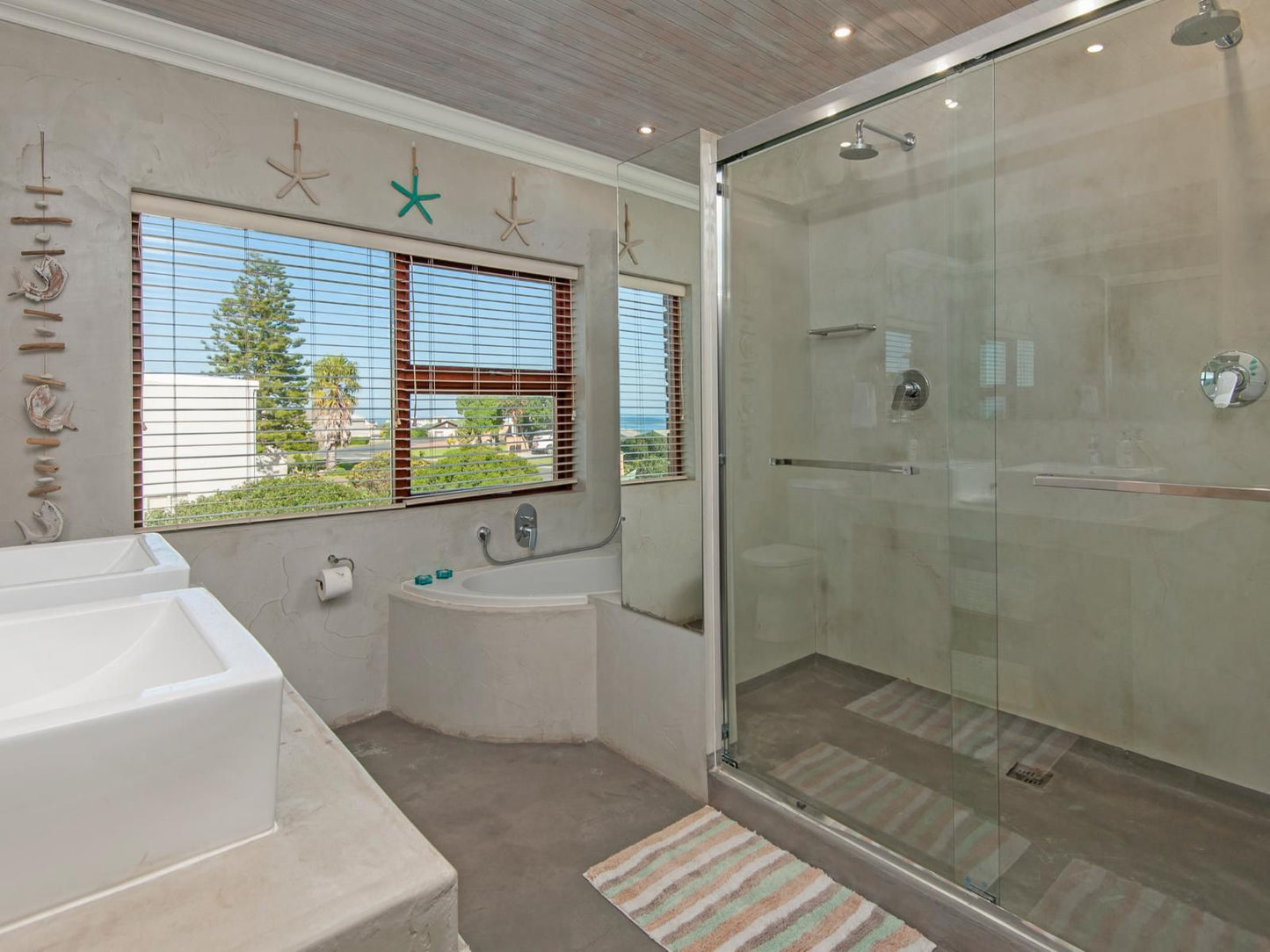 White Shark Guest House Kleinbaai Western Cape South Africa Unsaturated, Bathroom, Swimming Pool